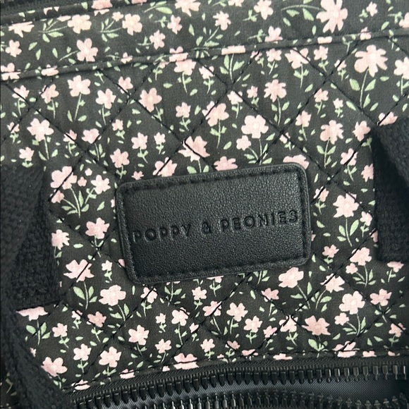 Poppy and Peonies Black and Pink Floral insulated lunch bag - Picture 2 of 5